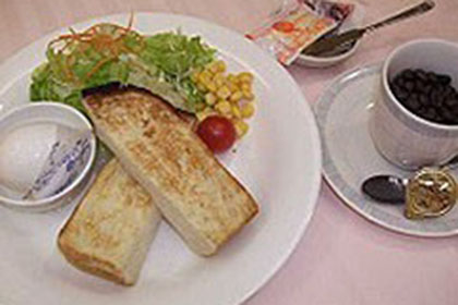 ▲モーニングセット (ホットコーヒーorアイスコーヒー)当店自家製食パンを使用!!