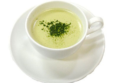 ▲亀山茶ラテ(ホット) 300円